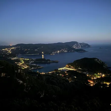 דירה Carmen's 1st Floor With Floor Sea View And Roof Terrace- *