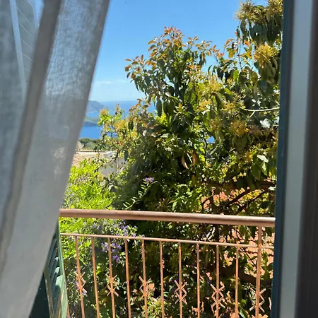 דירה Carmen's 1st Floor With Floor Sea View And Roof Terrace- *