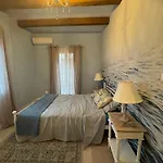 Carmen's 1st Floor With Floor Sea View And Roof Terrace- Appartamento Lákones