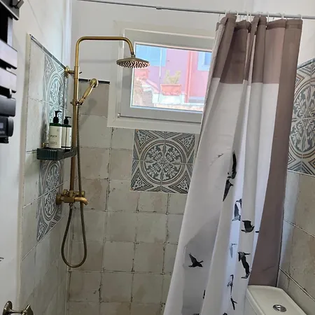 شقة Carmen's 1st Floor With Floor Sea View And Roof Terrace-