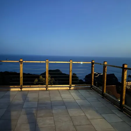 Carmen's 1st Floor With Floor Sea View And Roof Terrace- *